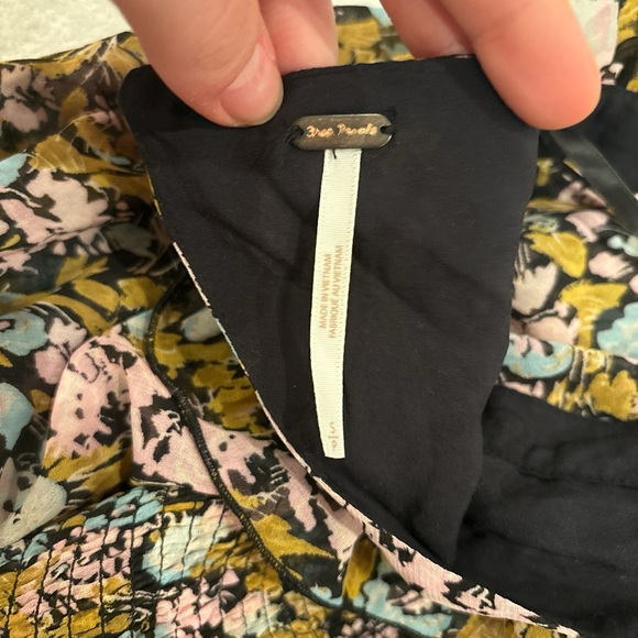 Free People top - Picture 3 of 4